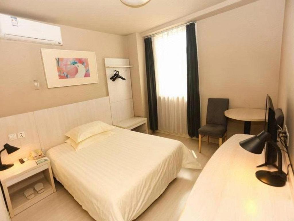 Jinjiang Inn Shenyang North Station Екстер'єр фото