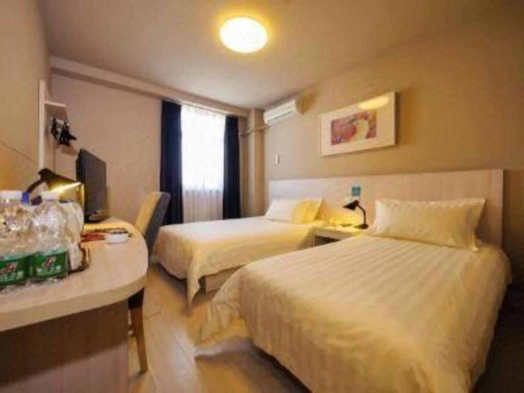 Jinjiang Inn Shenyang North Station Екстер'єр фото