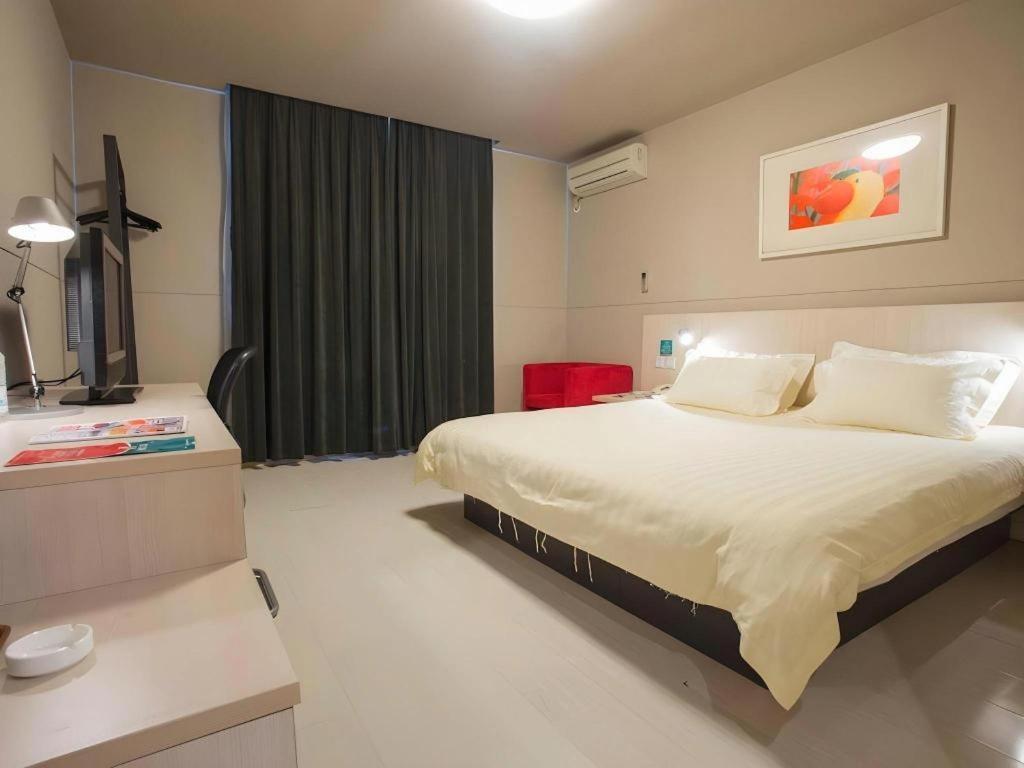 Jinjiang Inn Shenyang North Station Екстер'єр фото